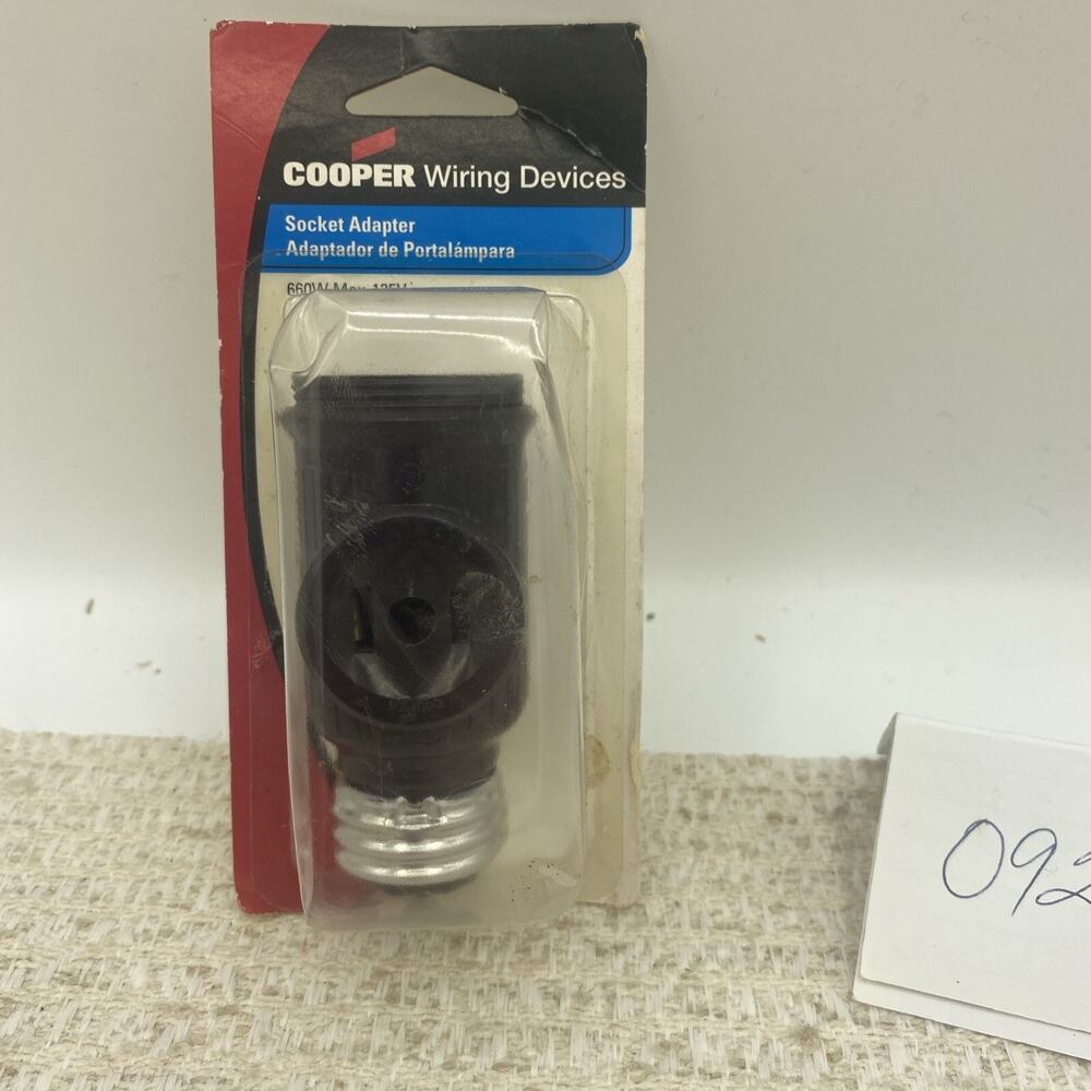 Light Socket Adapters Cooper Wiring Devices 660W Max 125V 715DJ-N